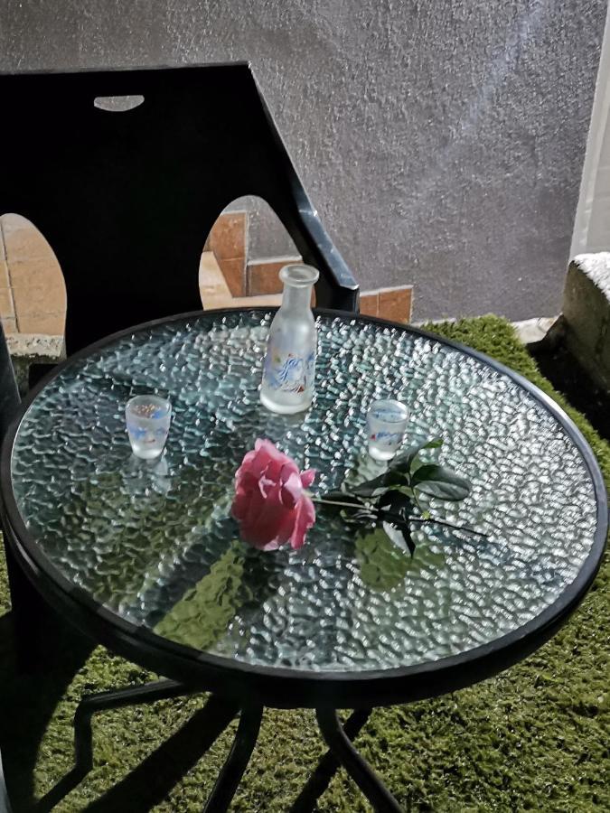 Frasta'S Rose Apartman Pláka Kültér fotó