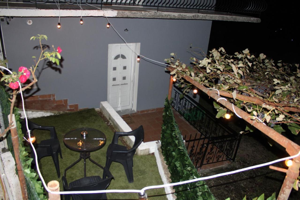 Frasta'S Rose Apartman Pláka Kültér fotó
